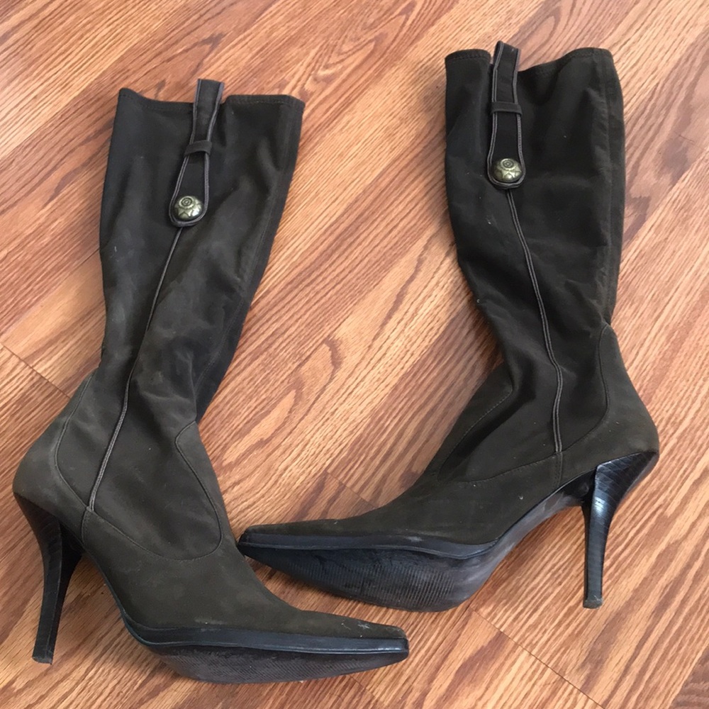 Brown heeled boots